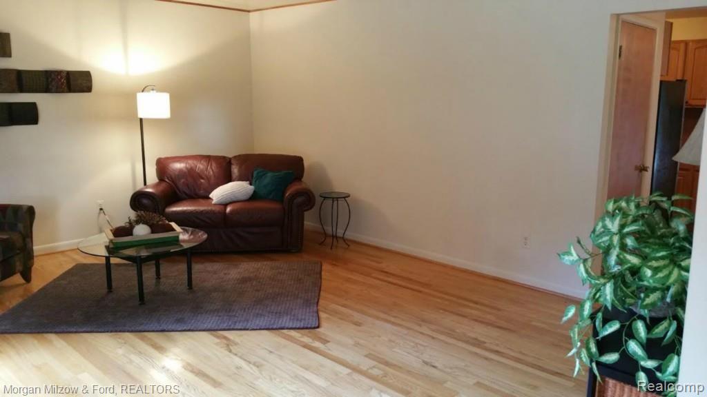 6235 Waldon Road Clarkston, MI 48346 - Photo 19 of 19 Gallery Image 19