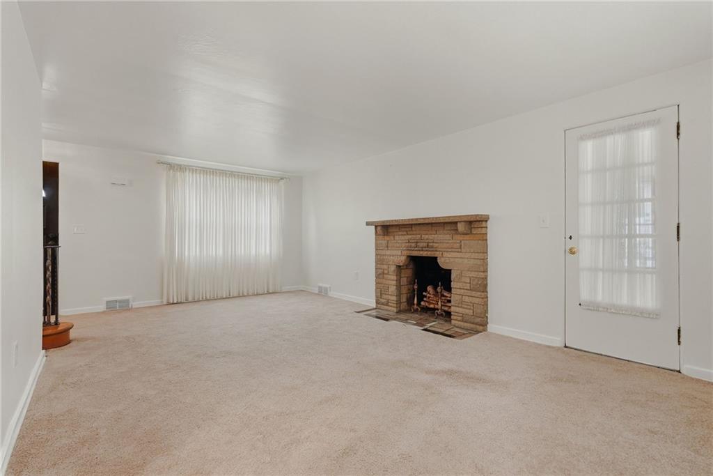 1335 Bower Hill Road Pittsburgh, PA 15243 - Photo 9 of 38 Gallery Image 9