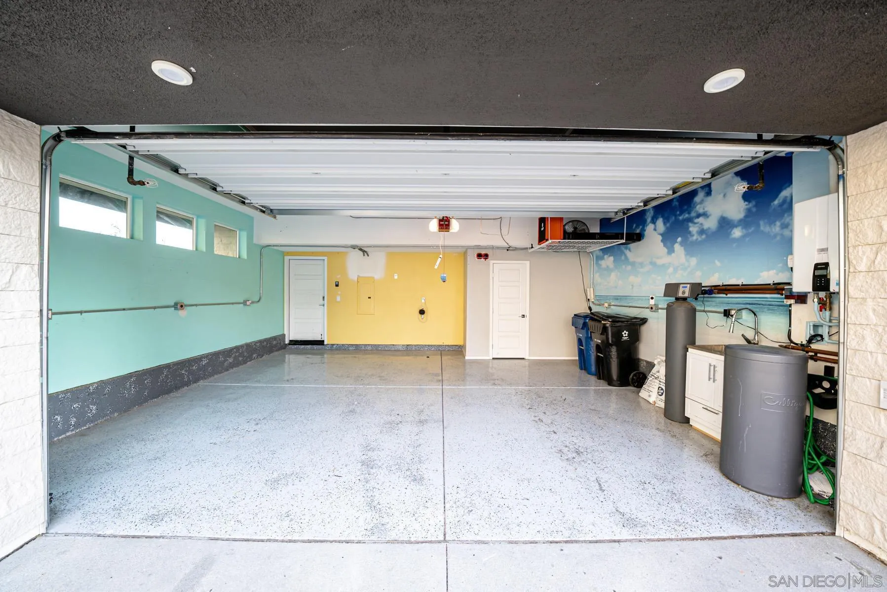 2854 Avella Circle San Diego, CA 92108 - Photo 22 of 31 a view of a garage