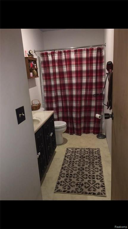 1400 North Maple Leaf Road Lapeer, MI 48446 - Photo 7 of 21