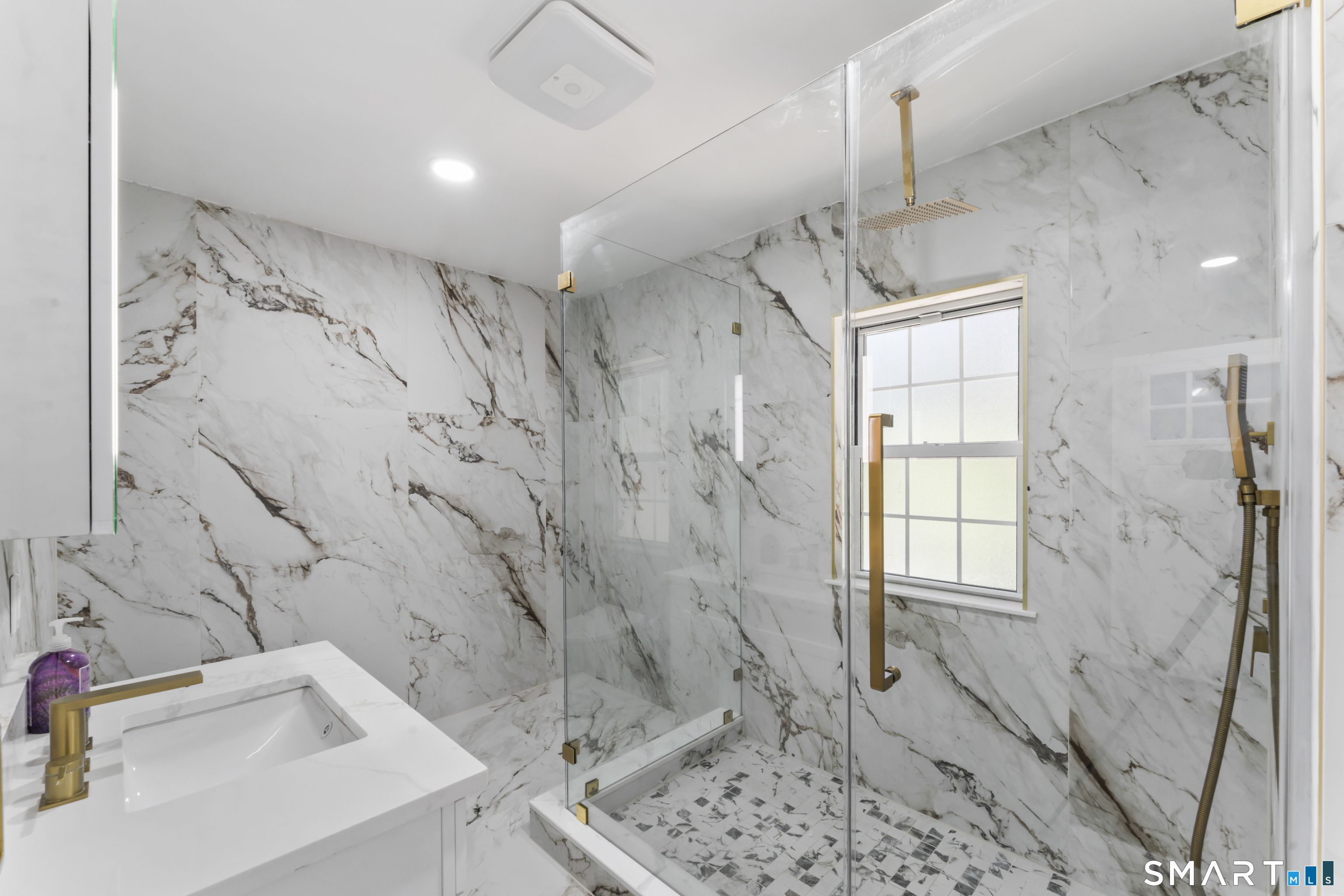 28 Walnut Hill Road Bethel, CT 06801 - Photo 14 of 36