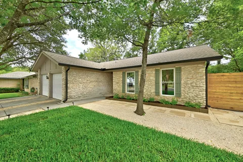$425,000 | 7110 Windrift Way, Austin, TX 78745
