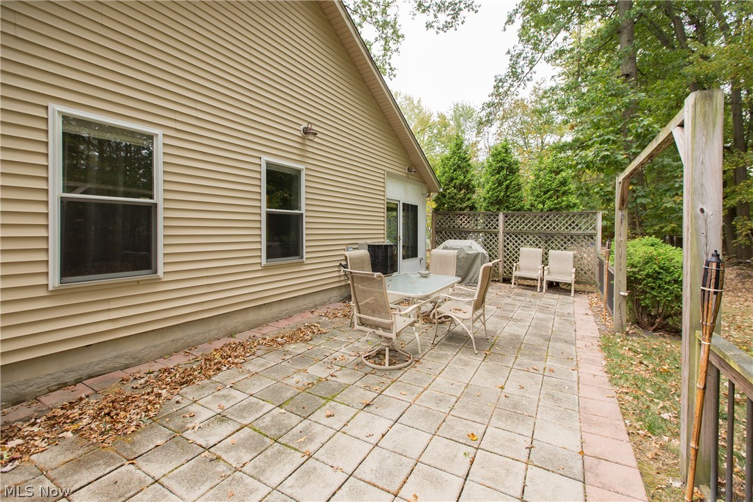 5244 Main Avenue North Ridgeville, OH 44039 - Photo 27 of 32