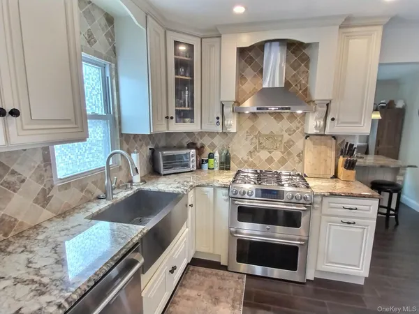 $689,000 | 3037 Morrow Road, Oceanside, NY 11572