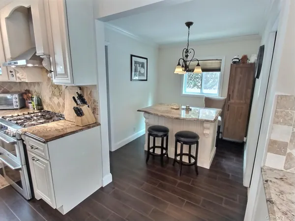 $689,000 | 3037 Morrow Road, Oceanside, NY 11572