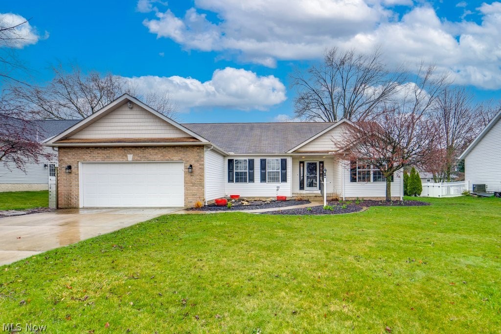 5984 Wentworth Road Southwest Canton, OH 44706 - Photo 1 of 29 Welcome to 5984 Wentworth Rs SW!