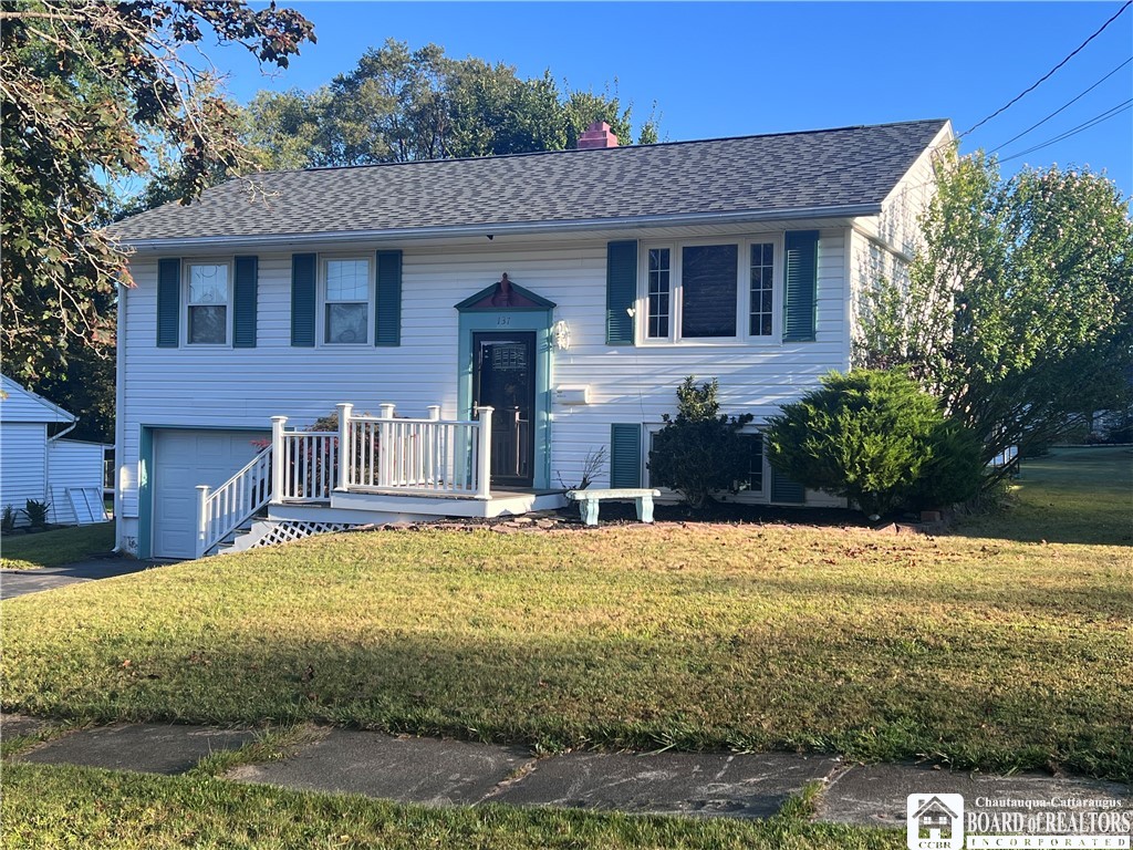 137 Midgley Street Jamestown, NY 14701 - Photo 1 of 31