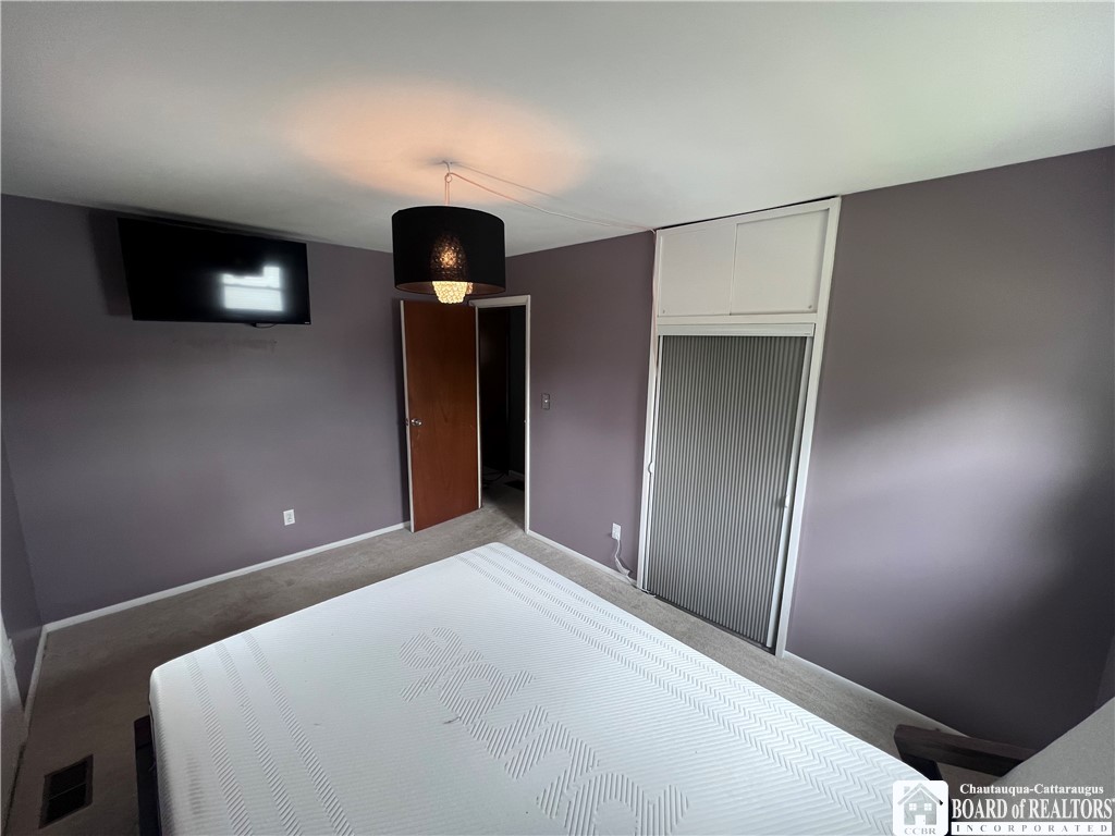 137 Midgley Street Jamestown, NY 14701 - Photo 12 of 31