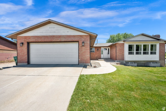 2902 North 725 West Layton, UT 84041 - Photo 4 of 30