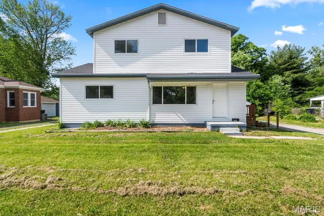 $185,000 | 6005 North Belt West, Belleville, IL 62223