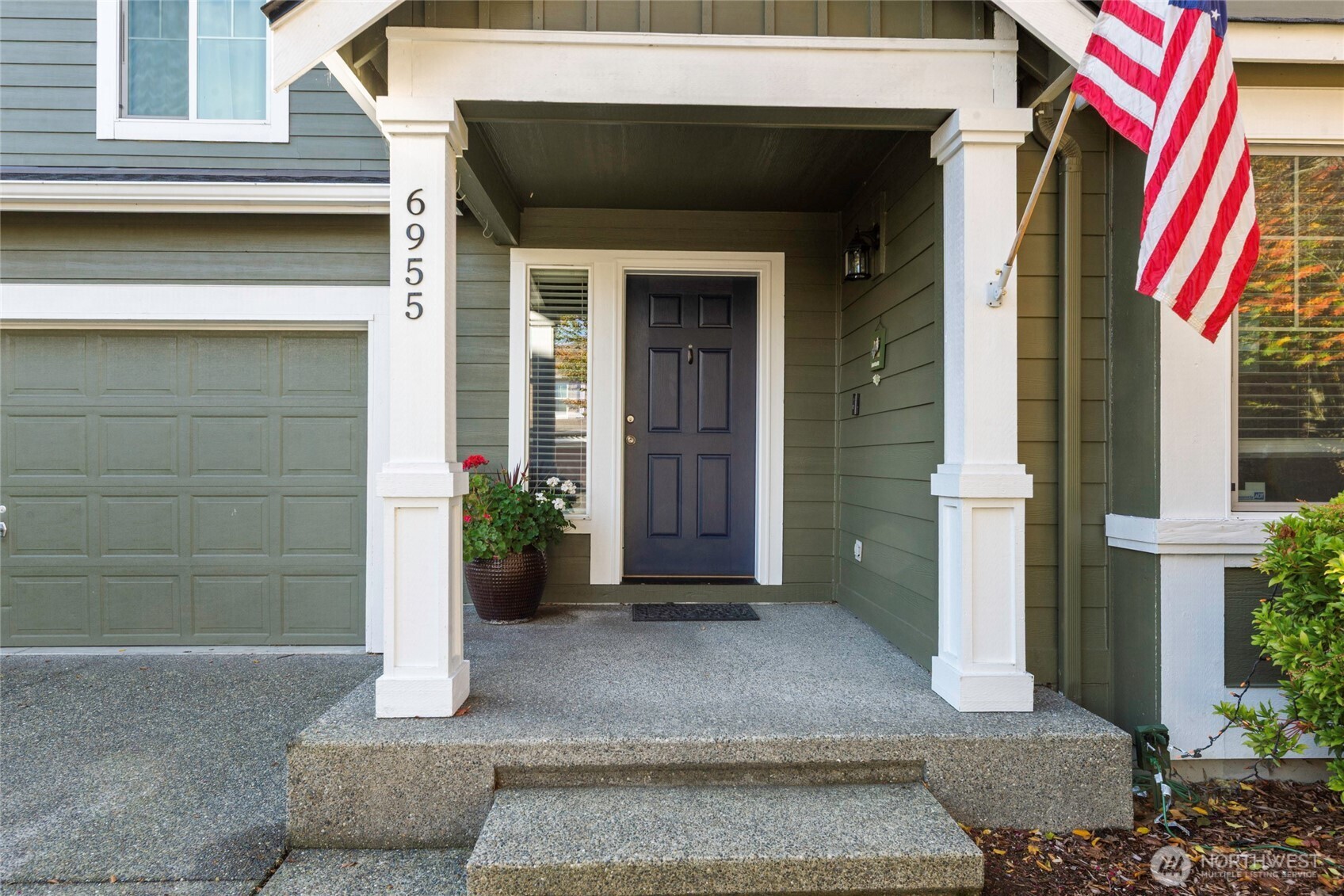 6955 Inlay Street Southeast Lacey, WA 98513 - Photo 3 of 29 Gallery Image 3