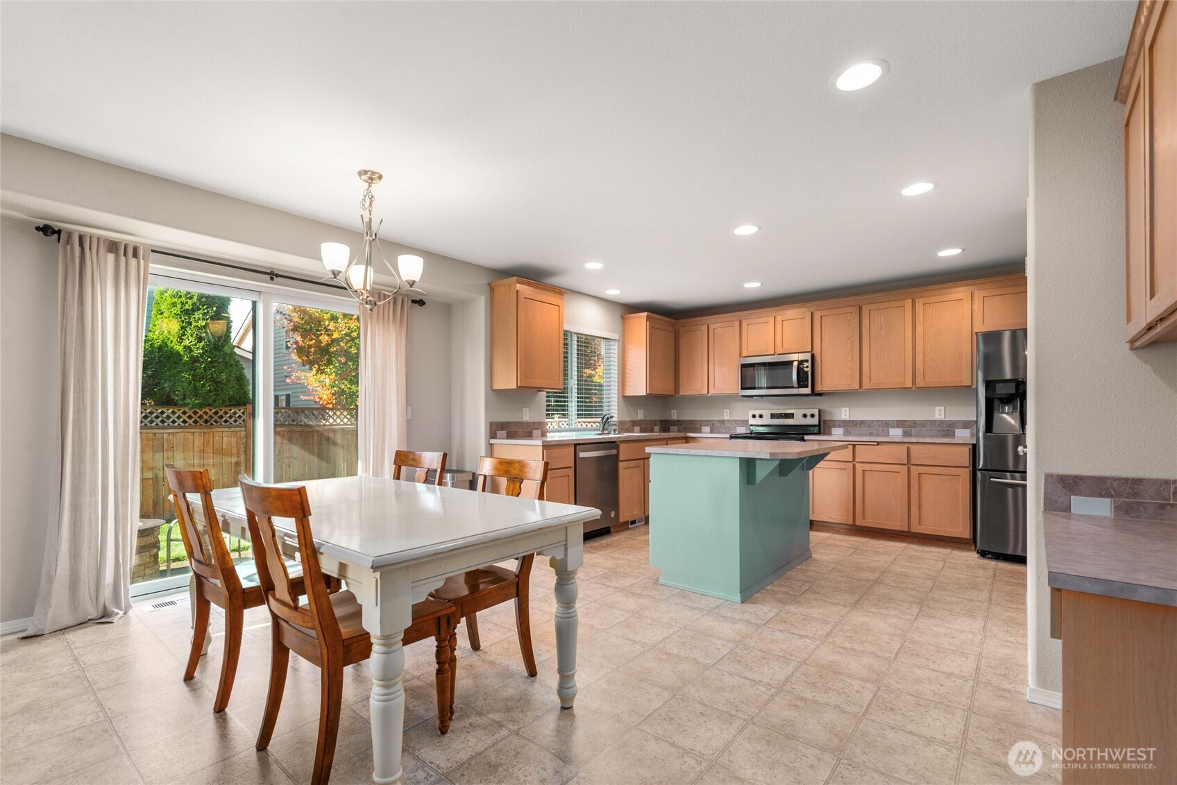 6955 Inlay Street Southeast Lacey, WA 98513 - Photo 9 of 29 Gallery Image 9