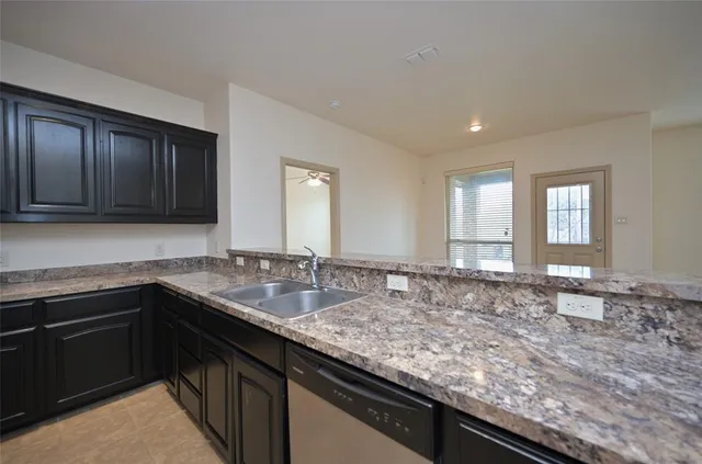 $2,395 | 2908 Bahar Drive, Arlington, TX 76010