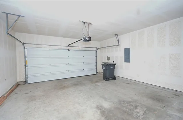 $2,395 | 2908 Bahar Drive, Arlington, TX 76010