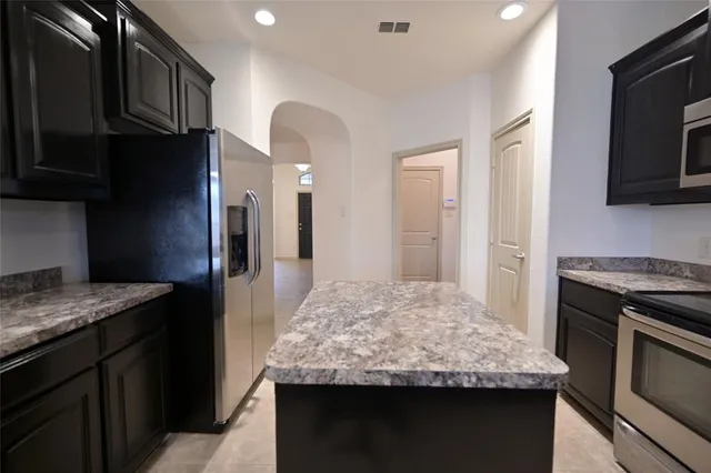 $2,395 | 2908 Bahar Drive, Arlington, TX 76010