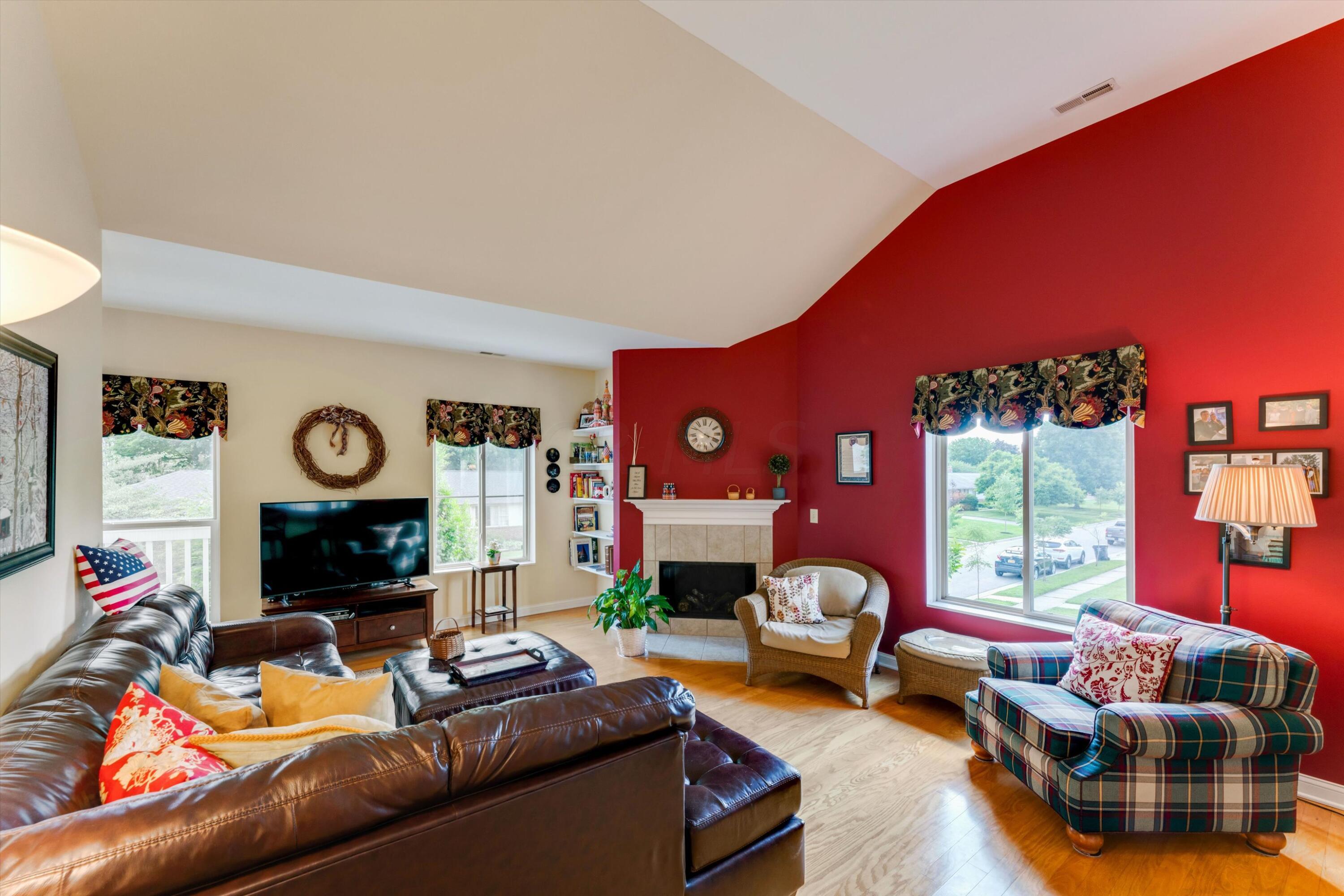 1788 Ridgecliff Road Columbus, OH 43221 - Photo 10 of 44 41-dsc09678-dsc09680