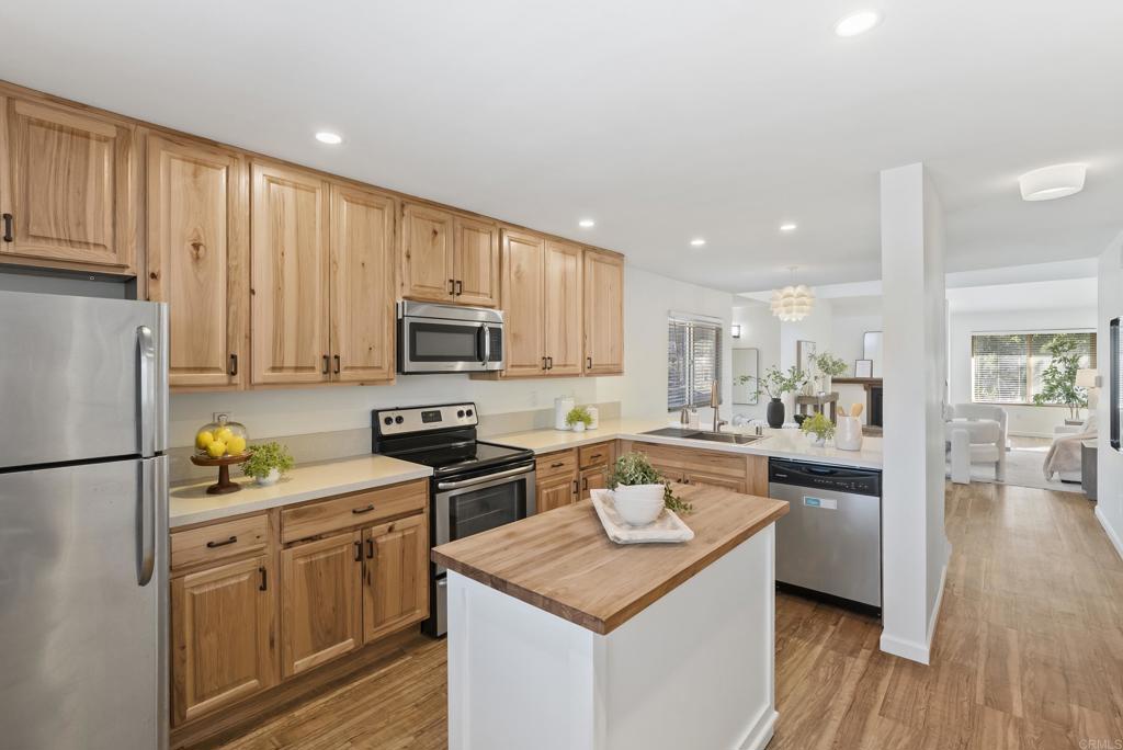 6347 Rancho Mission Road, Unit 2 San Diego, CA 92108 - Photo 6 of 23