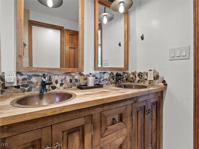 $785,000 | 700 College Drive, Unit 2, Incline Village, NV 89451