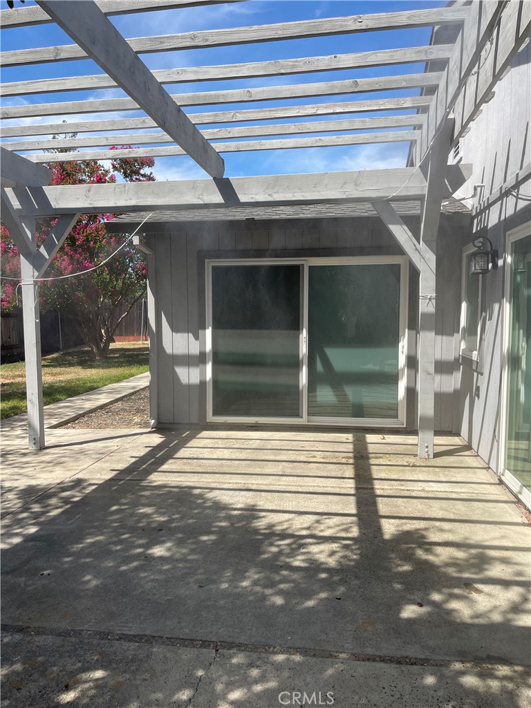 8317 Keyesport Way Citrus Heights, CA 95610 - Photo 26 of 28 a view of entrance gate of the house