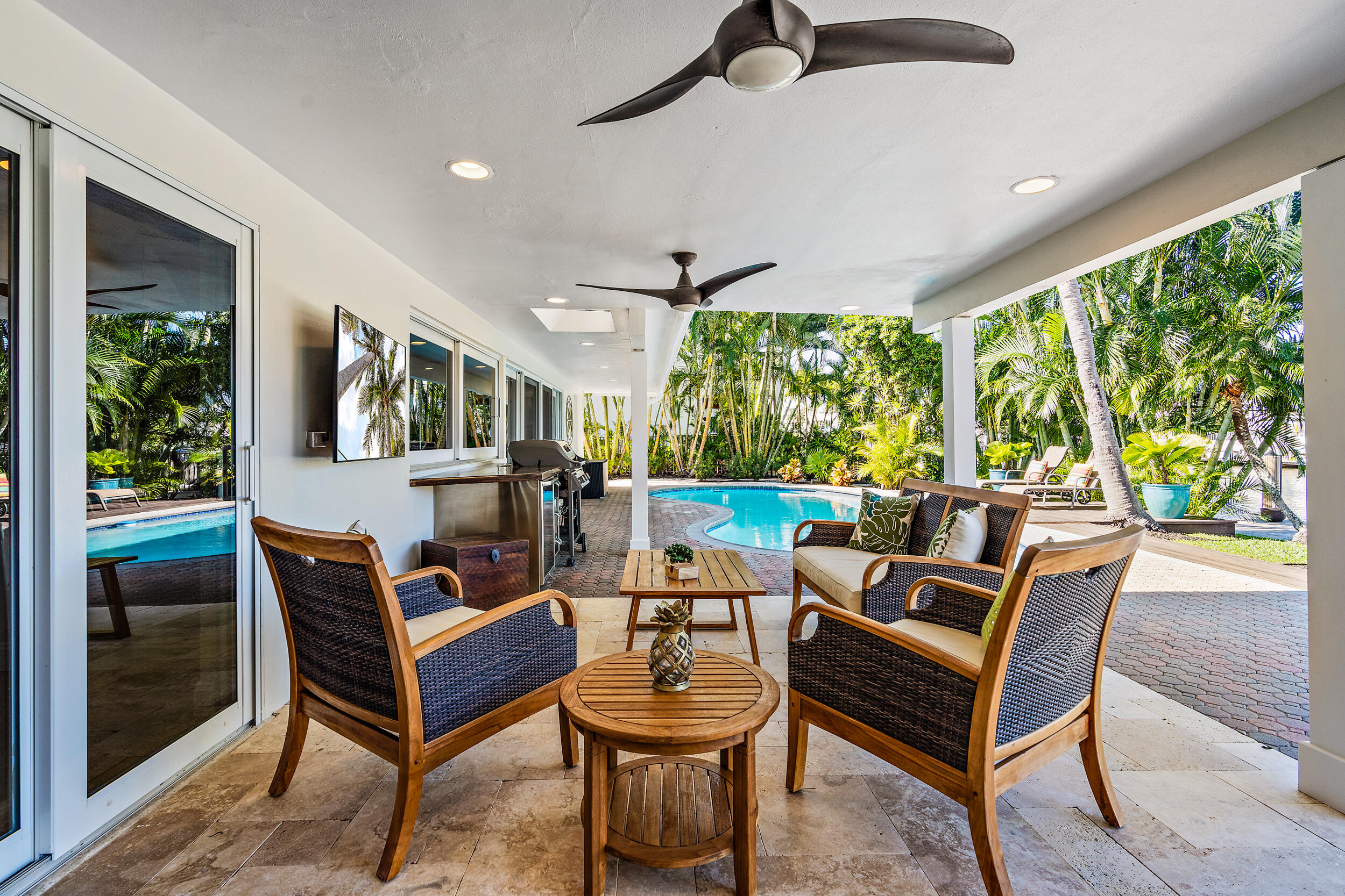 2521 Northeast 35th Street Lighthouse Point, FL 33064 - Photo 35 of 65 Covered Patio