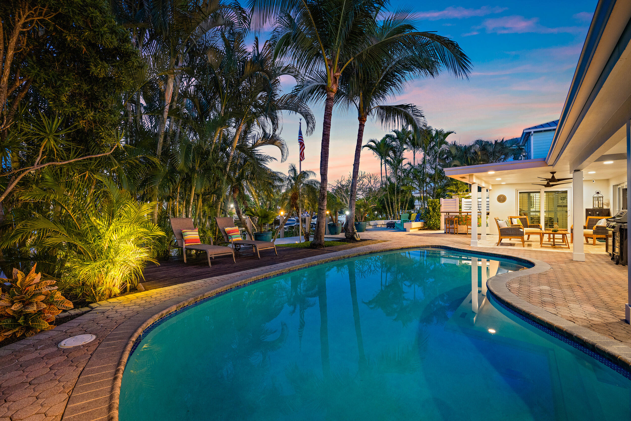 2521 Northeast 35th Street Lighthouse Point, FL 33064 - Photo 4 of 65 Pool