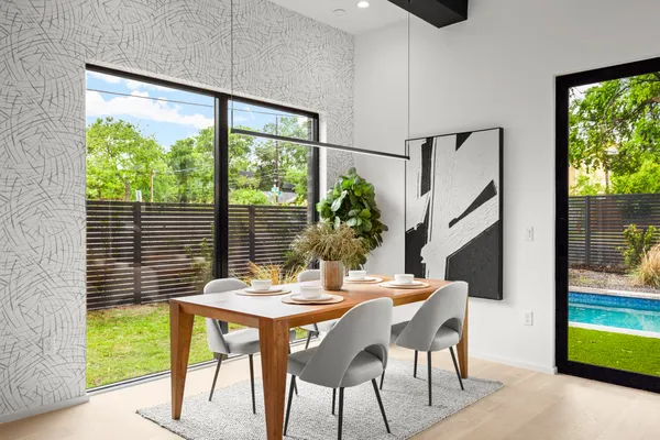 $12,850 | 2215 South 3rd Street, Austin, TX 78704