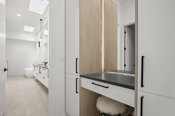 $12,850 | 2215 South 3rd Street, Austin, TX 78704