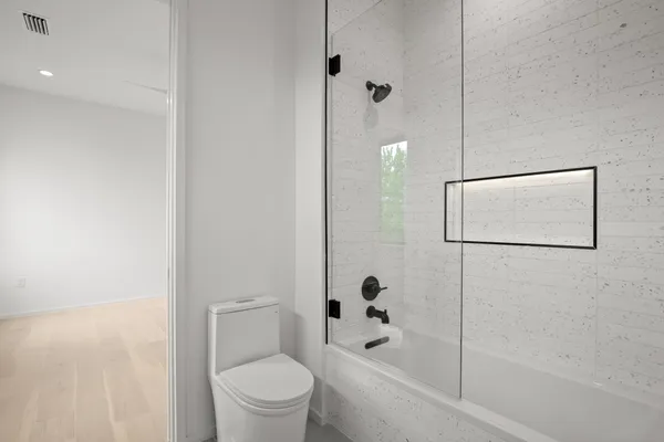 $12,850 | 2215 South 3rd Street, Austin, TX 78704