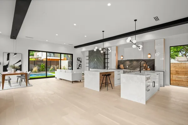 $12,850 | 2215 South 3rd Street, Austin, TX 78704