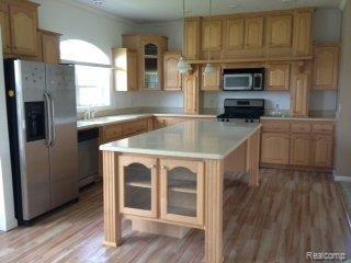 26160 Hagen Road New Baltimore, MI 48051 - Photo 4 of 21 kitchen.JPG