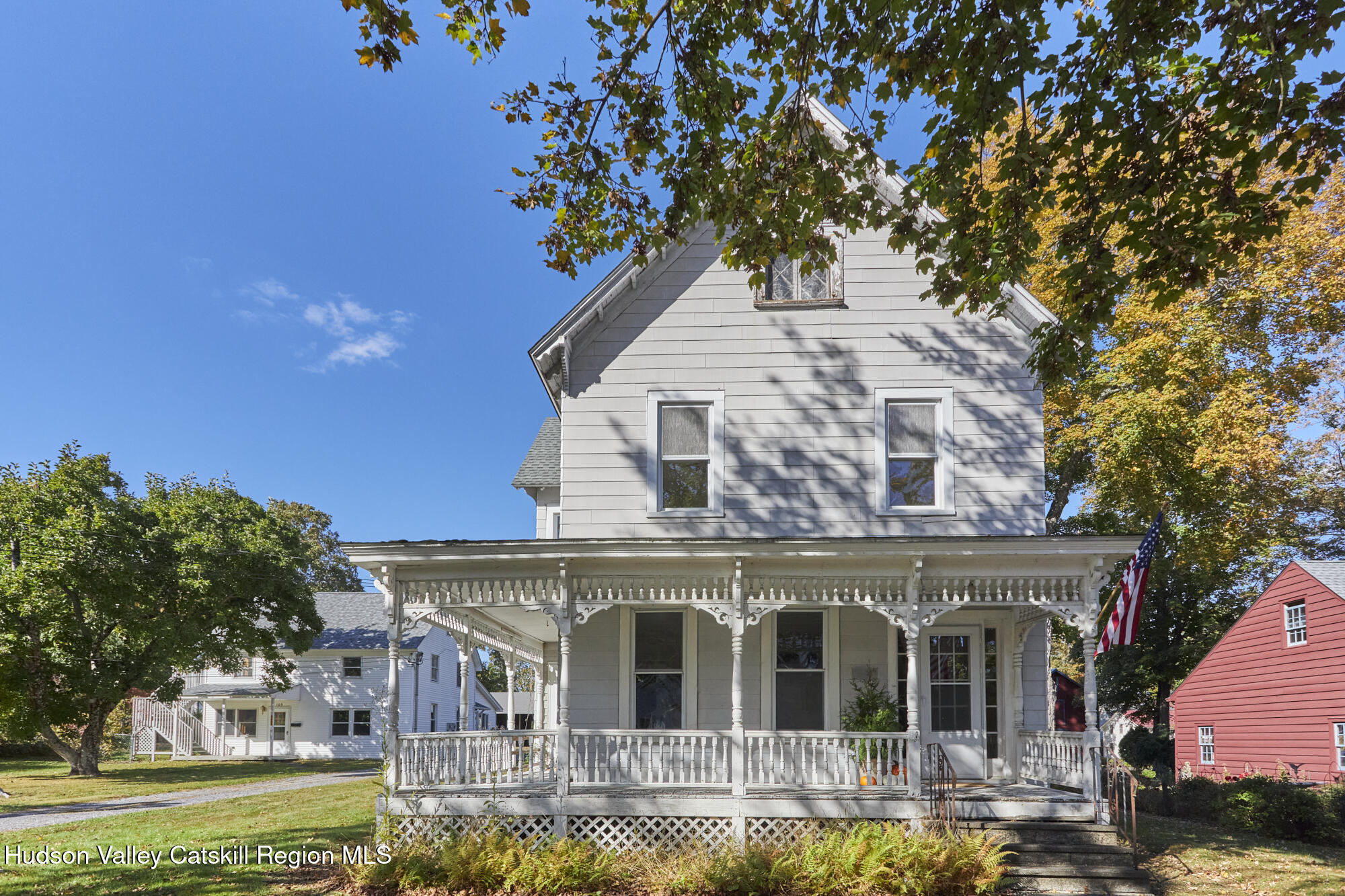 front view of house with a yard