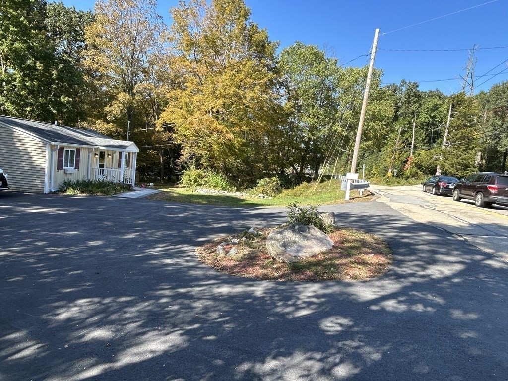 222 Gore Road Webster, MA 01570 - Photo 5 of 32 a view of a house with a yard