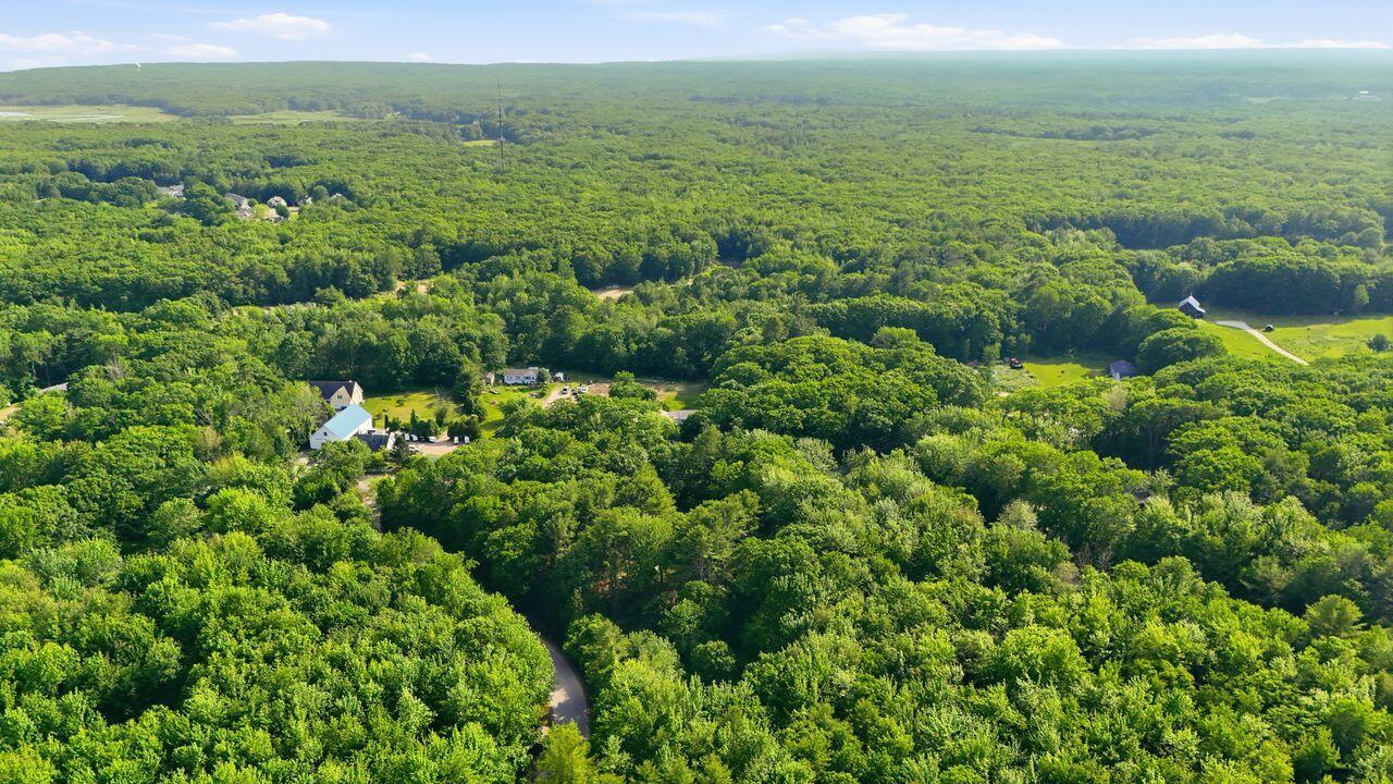 352 Goose Rocks Road Kennebunkport, ME 04046 - Photo 7 of 18 DJI_20260610170645_0155_D
