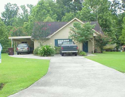 376 Evangeline Road Montz, LA 70068 - Photo 1 of 8 Gallery Image 1