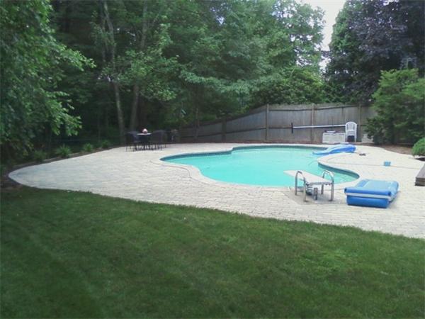 25 Swanson Road Framingham, MA 01701 - Photo 4 of 28