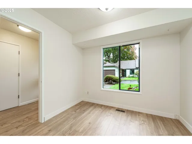 $279,500 | 4248 Northeast 125th Place, Portland, OR 97230