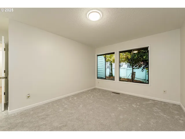 $279,500 | 4248 Northeast 125th Place, Portland, OR 97230