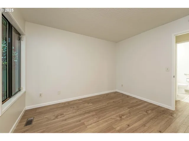 $279,500 | 4248 Northeast 125th Place, Portland, OR 97230