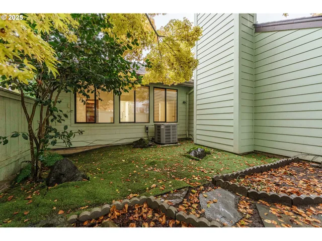 $279,500 | 4248 Northeast 125th Place, Portland, OR 97230