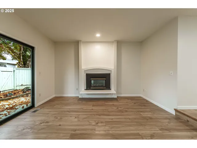 $279,500 | 4248 Northeast 125th Place, Portland, OR 97230