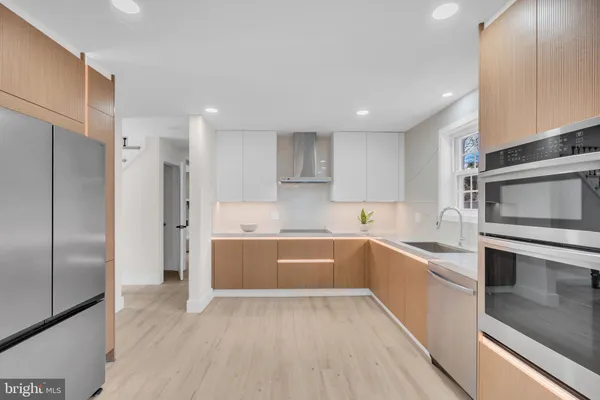 $1,599,000 | 2524 Swift Run Street, Vienna, VA 22180