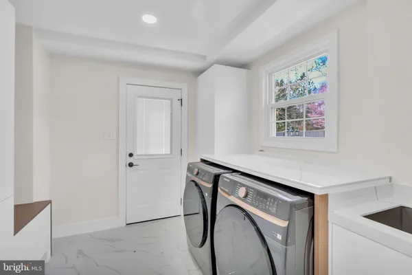 $1,599,000 | 2524 Swift Run Street, Vienna, VA 22180