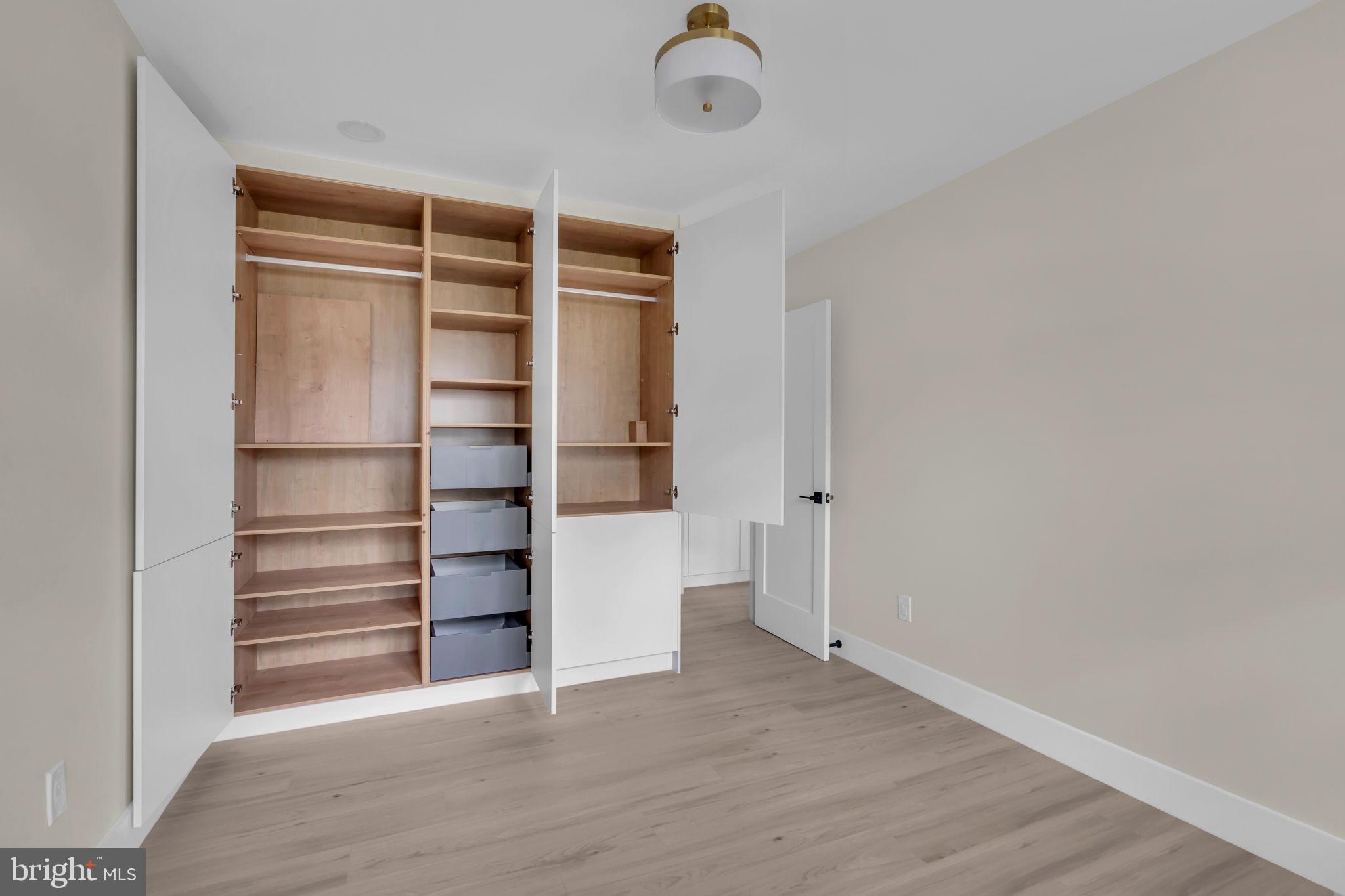 2524 Swift Run Street Vienna, VA 22180 - Photo 31 of 80