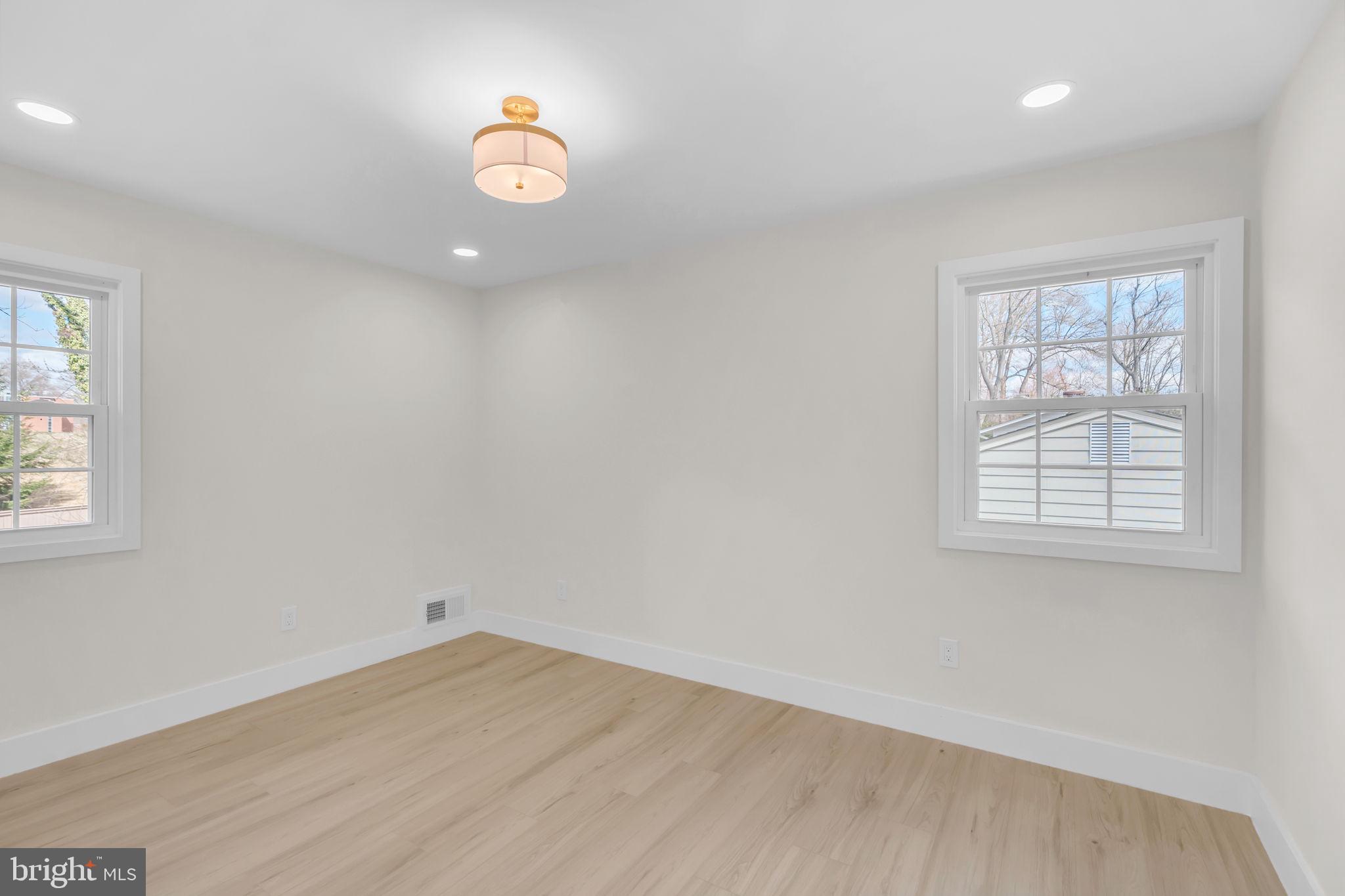 2524 Swift Run Street Vienna, VA 22180 - Photo 39 of 80