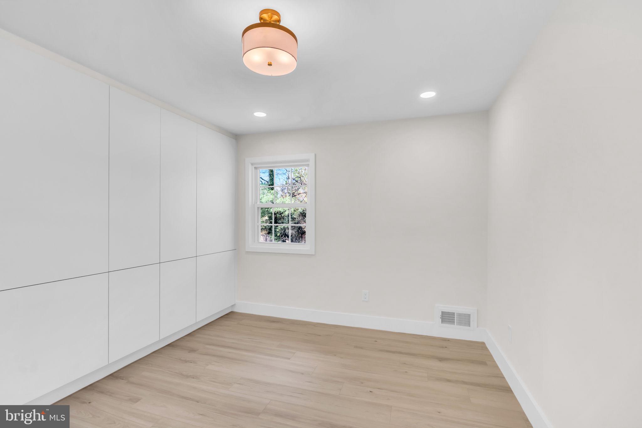 2524 Swift Run Street Vienna, VA 22180 - Photo 40 of 80