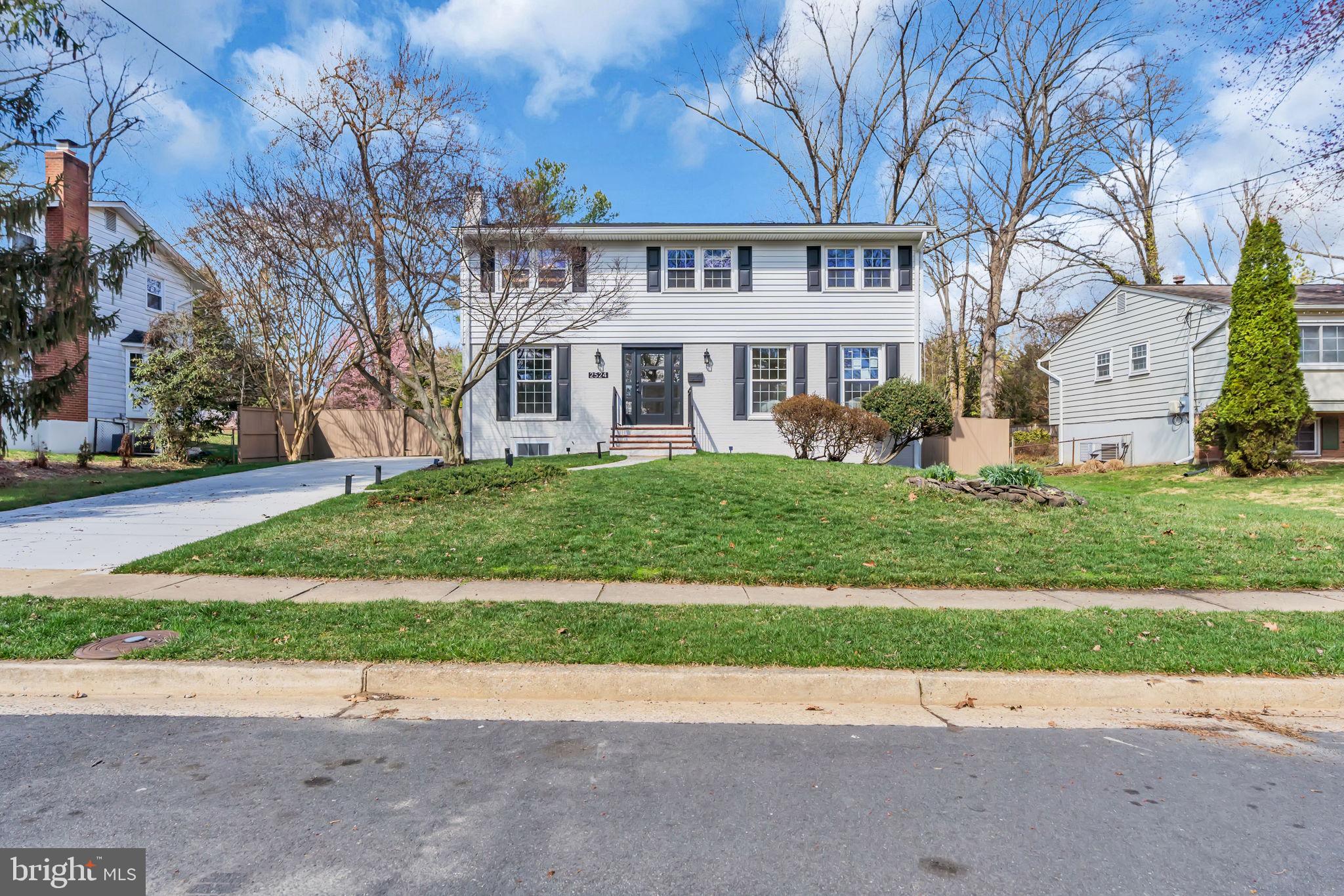 2524 Swift Run Street Vienna, VA 22180 - Photo 5 of 80