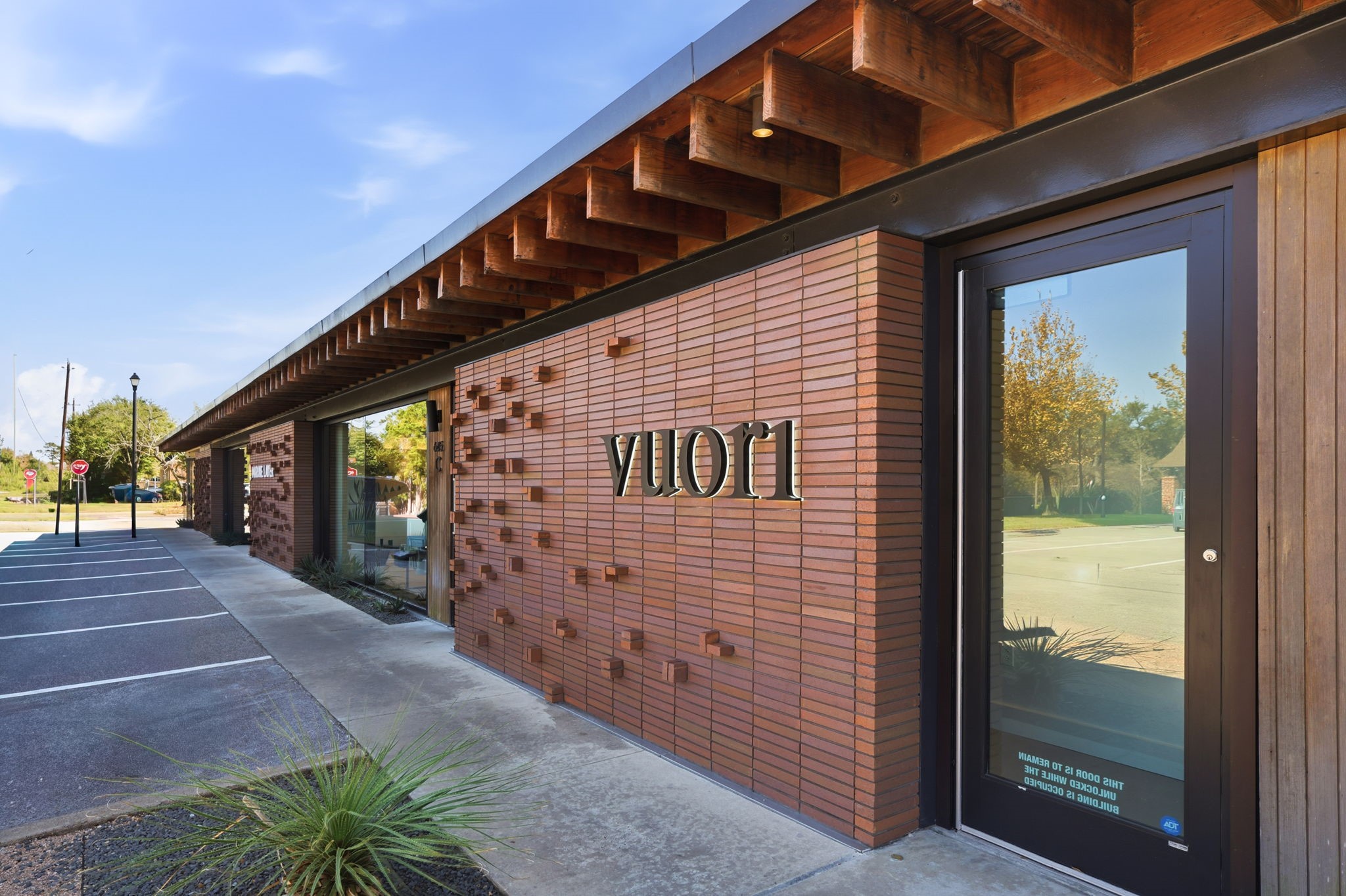 1103 Key Street Houston, TX 77009 - Photo 32 of 35 Can walk to Height's Mercantile and all of the stores and shops.