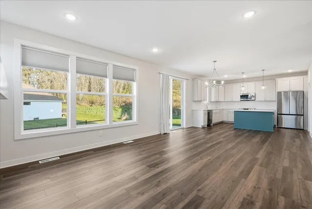 $548,000 | 2990 Coventry Cir River Falls, River Falls, WI 54022