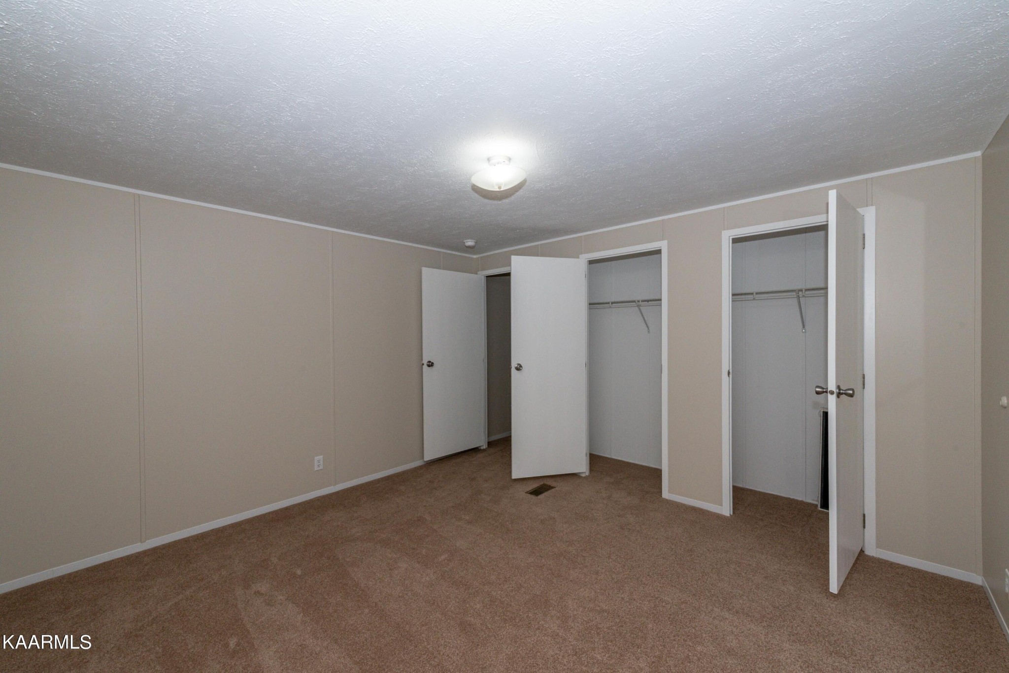 124 Red Hawk Lane Powell, TN 37849 - Photo 13 of 21 Gallery Image 13