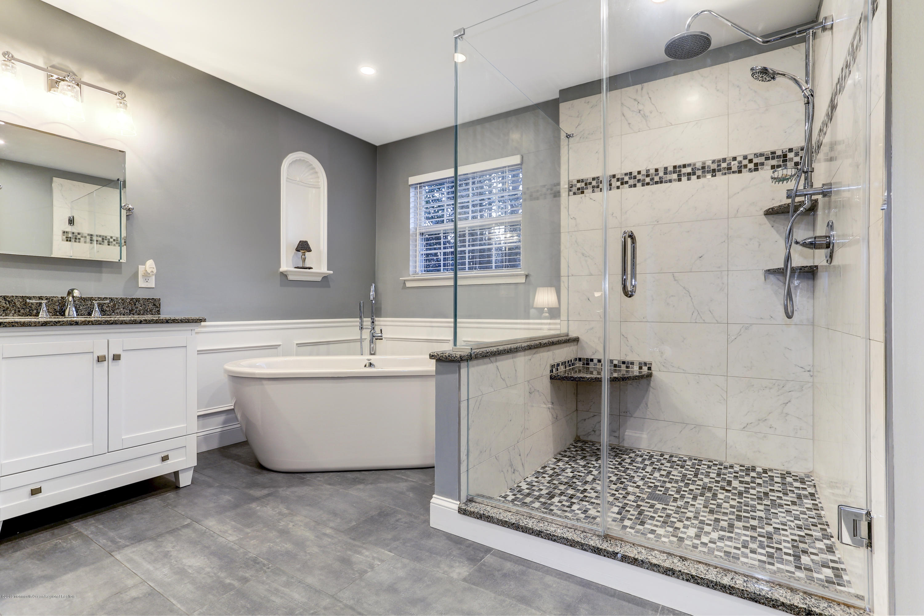 384 Meadowood Road Jackson, NJ 08527 - Photo 31 of 65 Master Bath